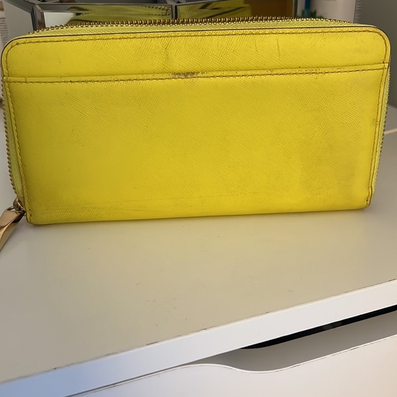 Kate Spade Wallet - Picture 2 of 4